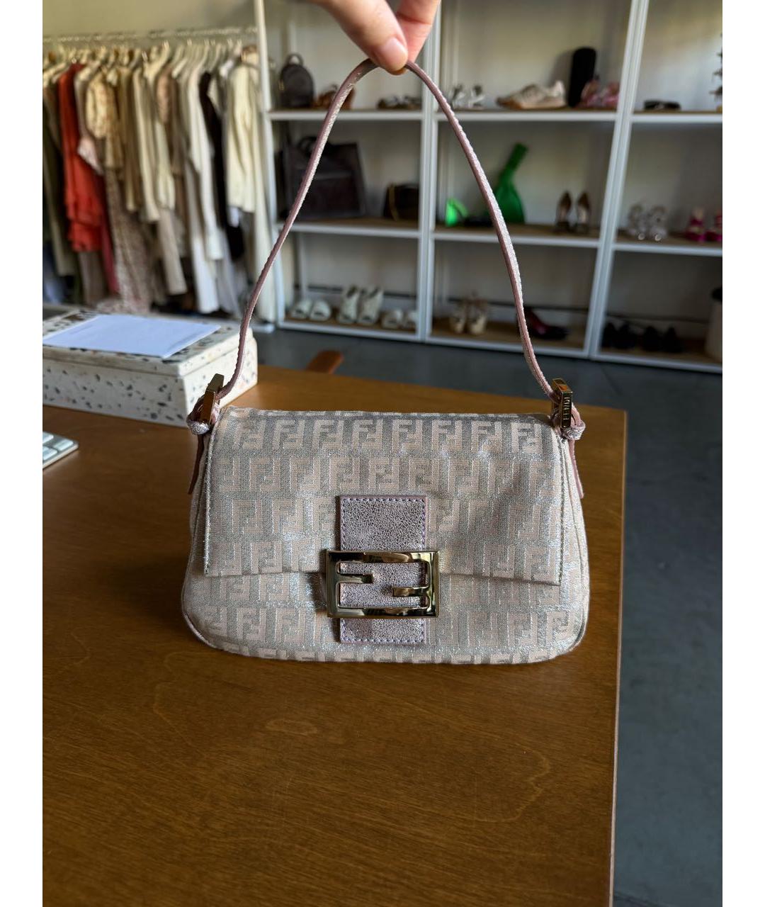 FENDI Серебряная тканевая сумка с короткими ручками, фото 3
