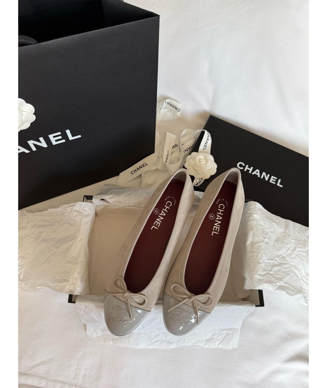 CHANEL Серые замшевые балетки, фото 3