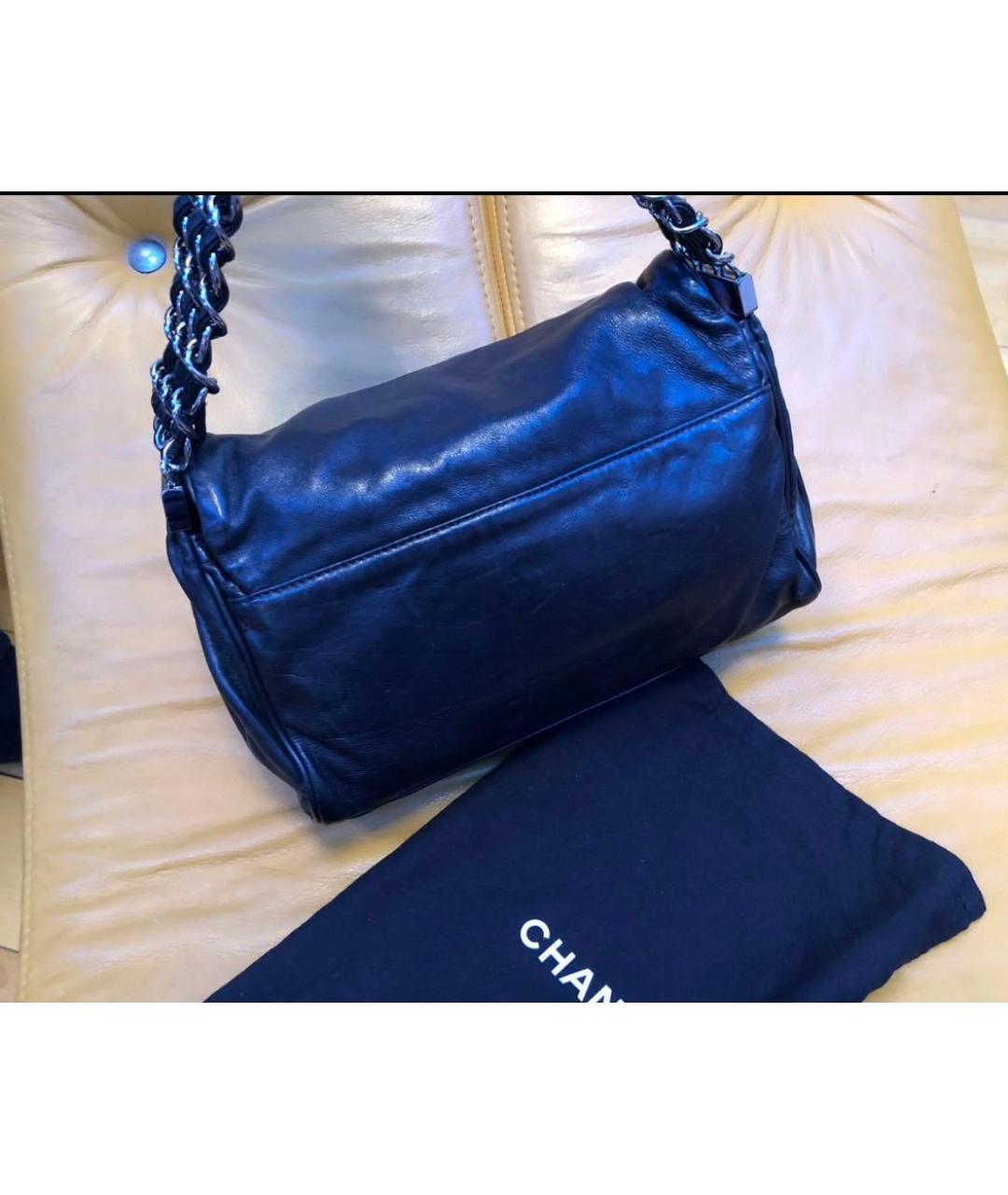 CHANEL Черная кожаная сумка через плечо, фото 4
