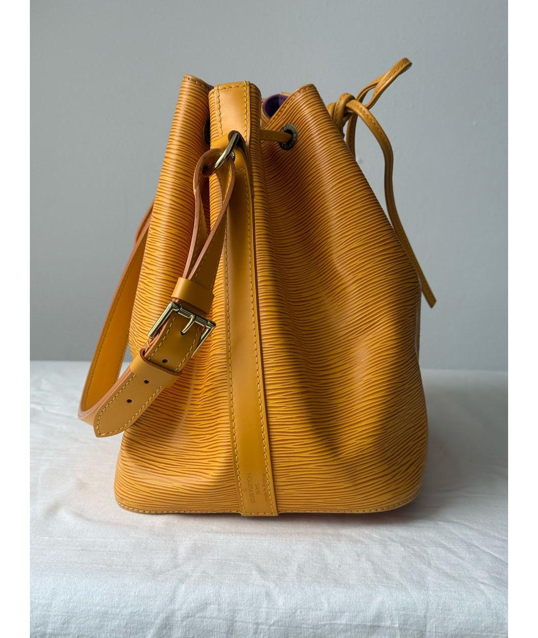 LOUIS VUITTON Желтая кожаная сумка через плечо, фото 2