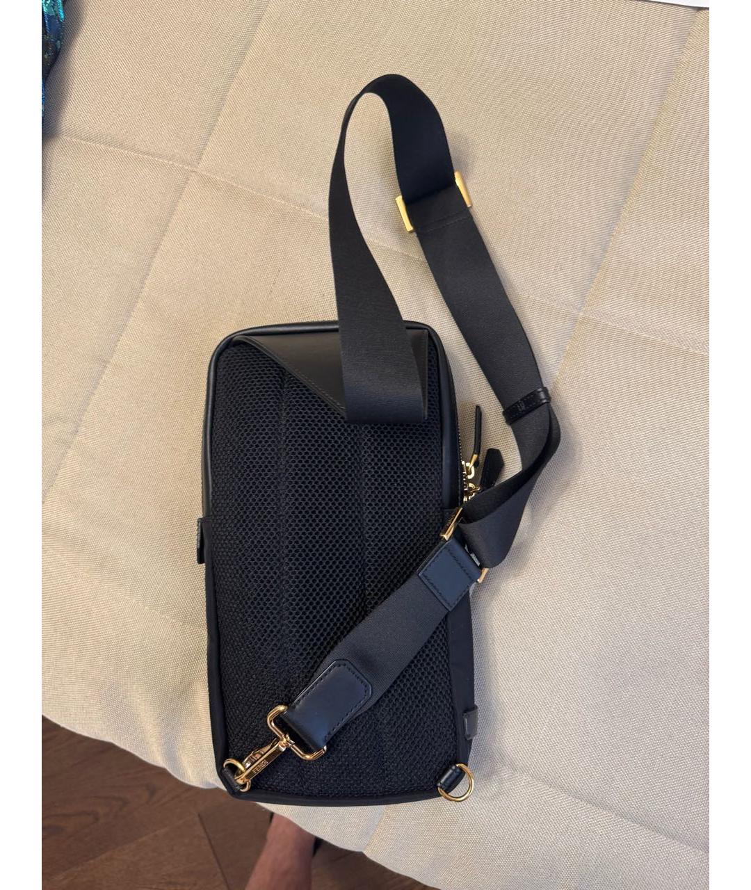 FENDI Черная кожаная поясная сумка, фото 2