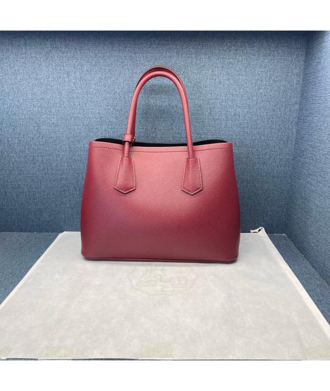 PRADA Бордовая кожаная сумка через плечо, фото 2