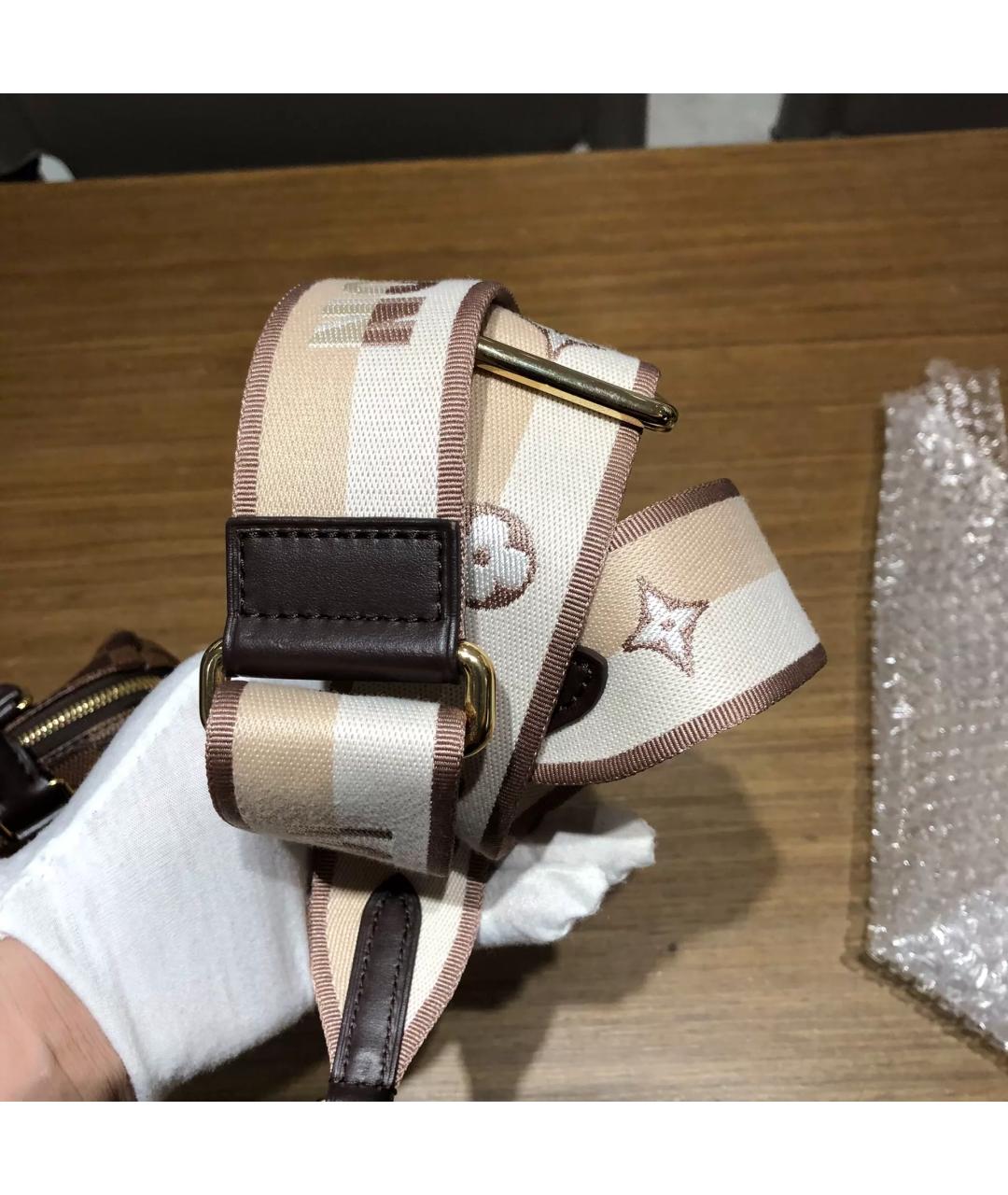 LOUIS VUITTON Коричневая плетеная сумка с короткими ручками, фото 7