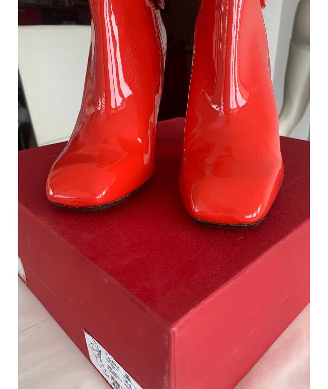 VALENTINO Красные ботильоны из лакированной кожи, фото 2