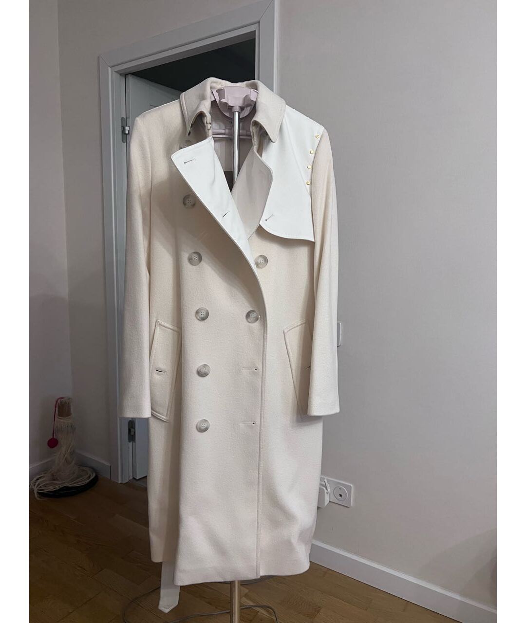BURBERRY Белое кашемировое пальто, фото 5