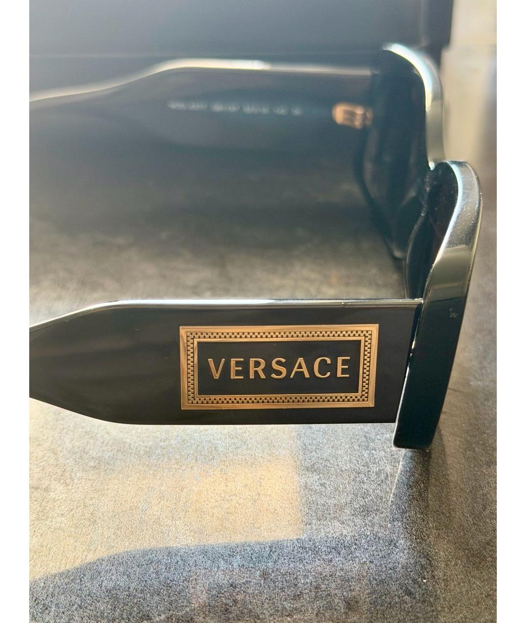 VERSACE Черные пластиковые солнцезащитные очки, фото 4