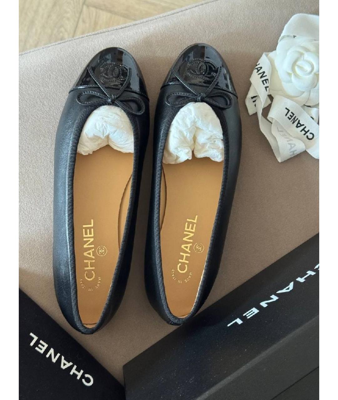 CHANEL Черные кожаные балетки, фото 3