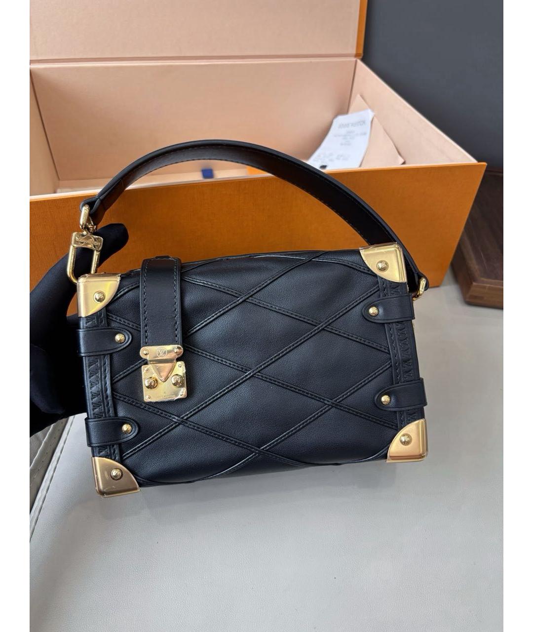 LOUIS VUITTON Черная кожаная сумка с короткими ручками, фото 9