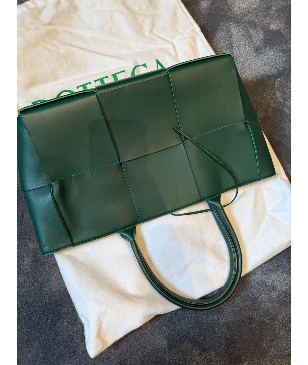 BOTTEGA VENETA Зеленая кожаная сумка тоут, фото 3