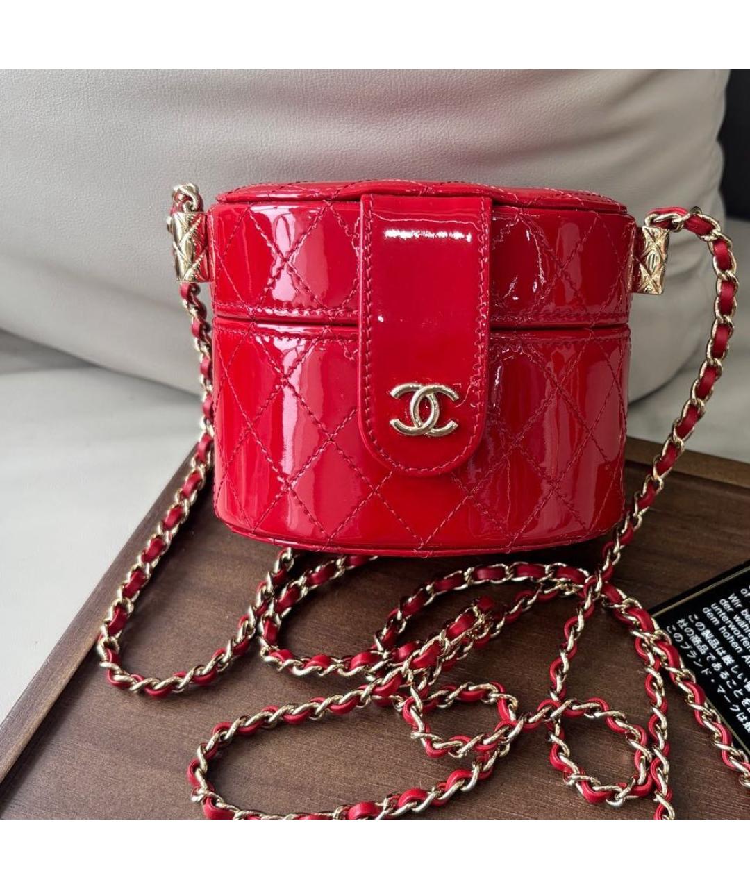 CHANEL Красная сумка через плечо из лакированной кожи, фото 8
