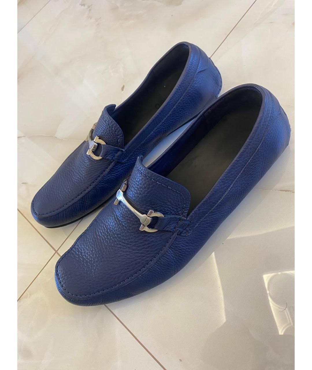 FERRAGAMO Синие кожаные мокасины, фото 10