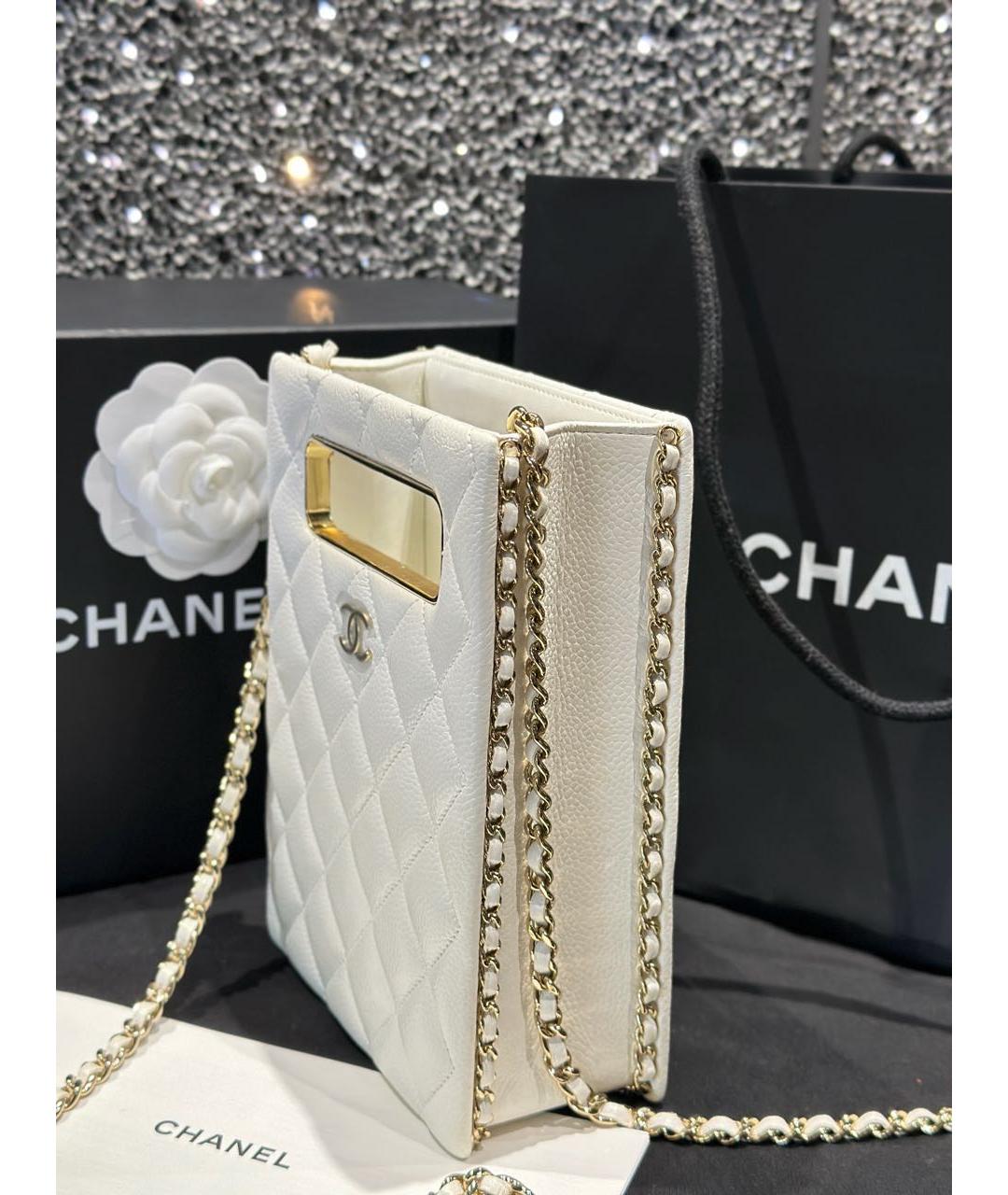 CHANEL Белая кожаная сумка через плечо, фото 3