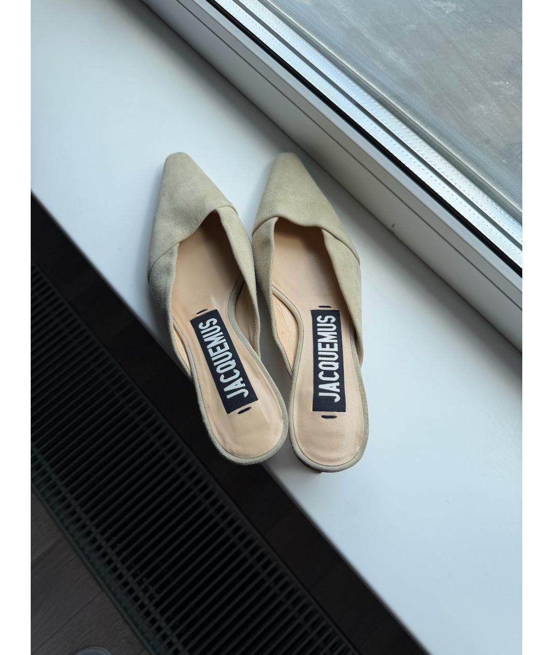 JACQUEMUS Бежевые замшевые мюли, фото 2