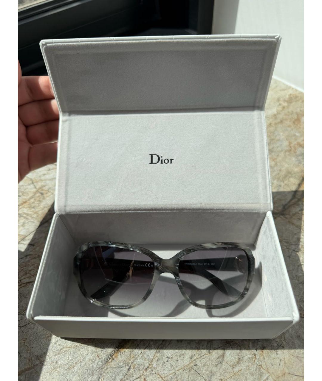CHRISTIAN DIOR Серые пластиковые солнцезащитные очки, фото 5