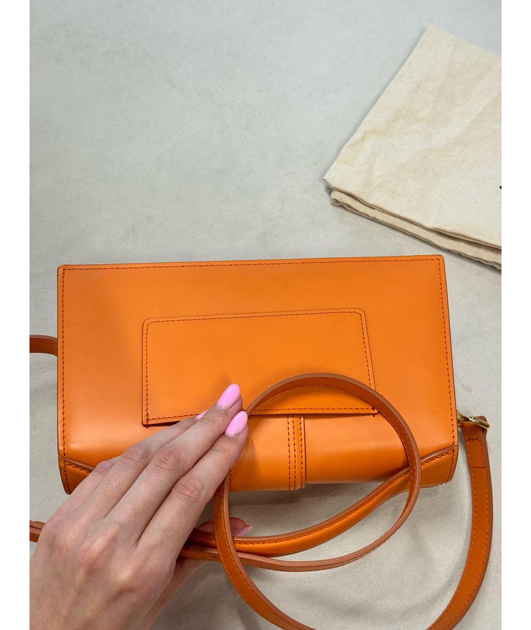 JACQUEMUS Оранжевая кожаная сумка с короткими ручками, фото 3