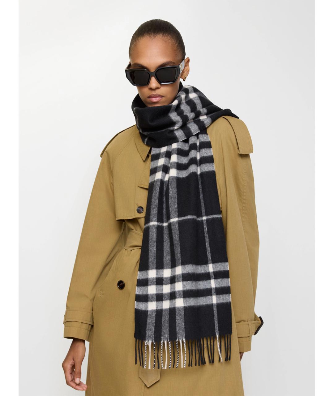 BURBERRY Черный кашемировый шарф, фото 2