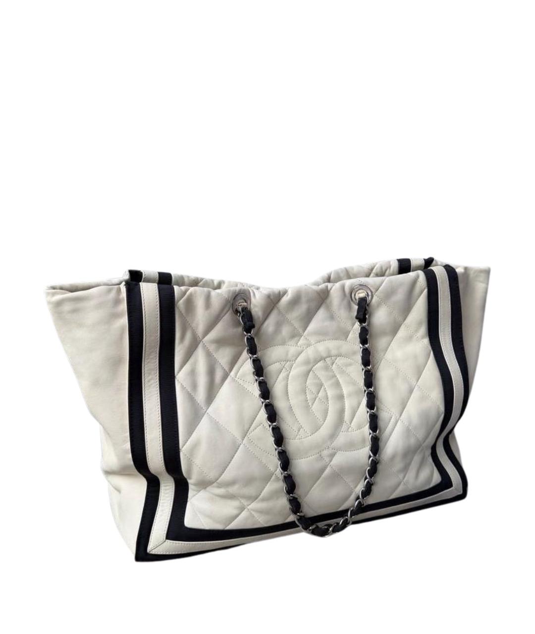 CHANEL Белая кожаная сумка тоут, фото 1