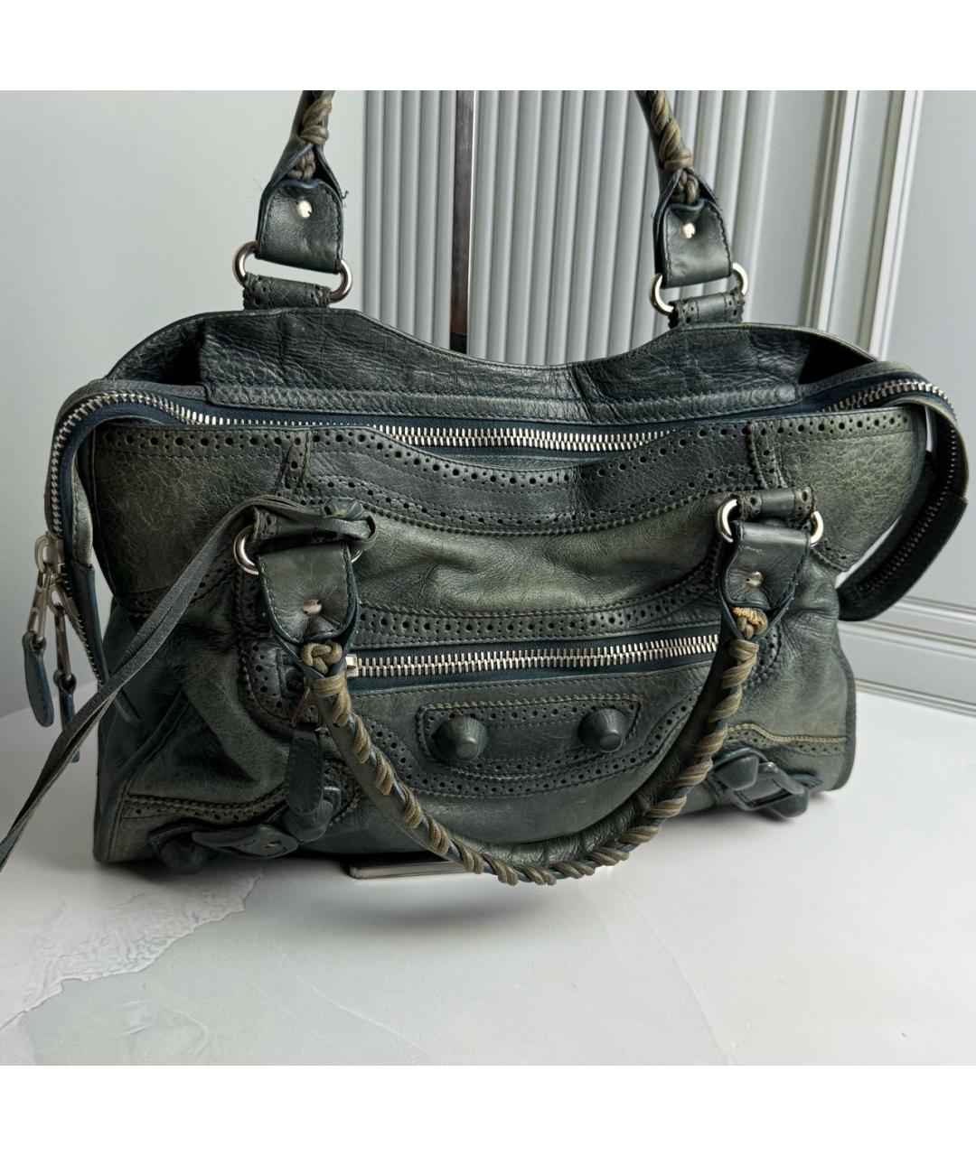 BALENCIAGA Антрацитовая кожаная сумка с короткими ручками, фото 2