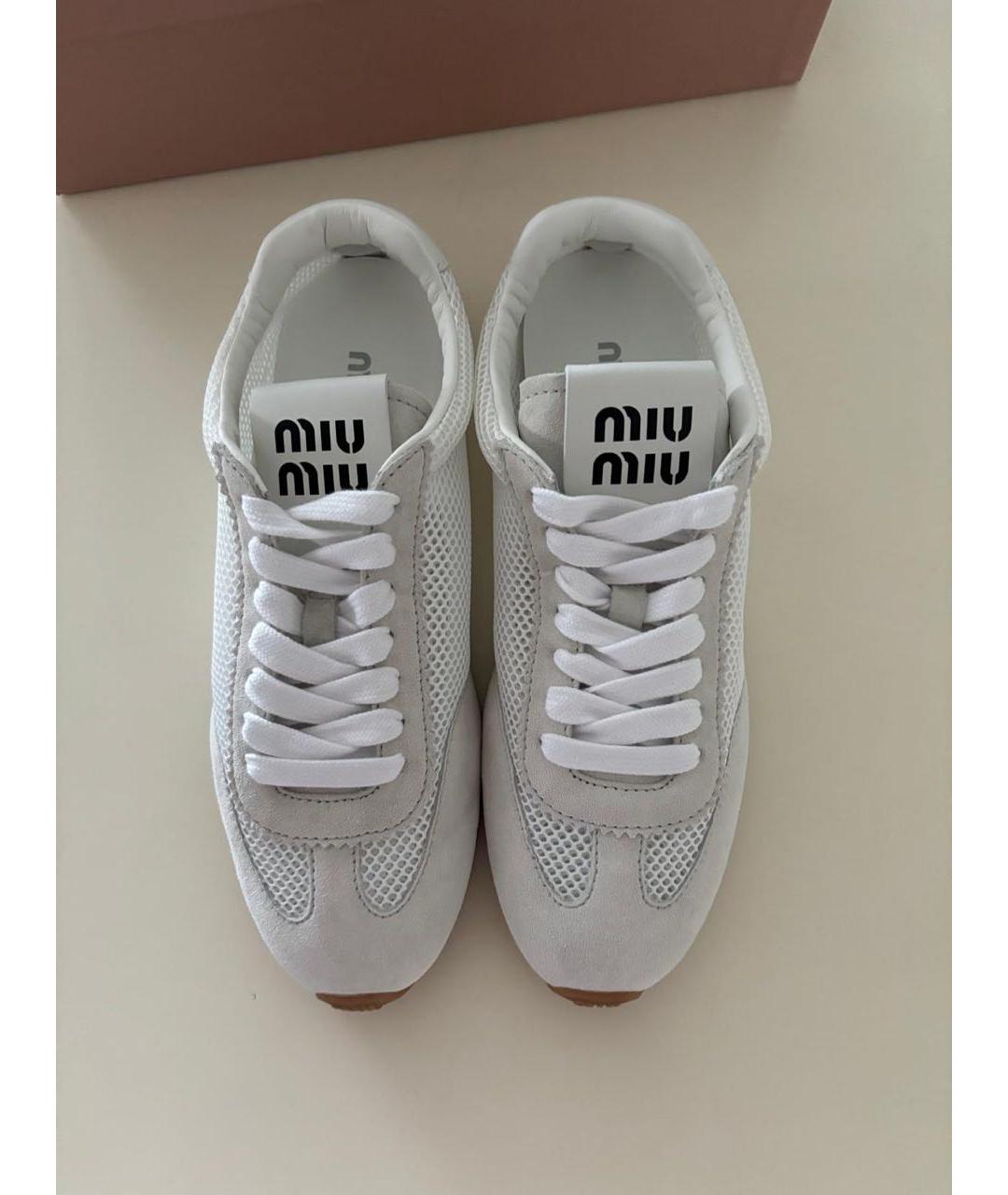 MIU MIU Белые низкие кроссовки / кеды, фото 3