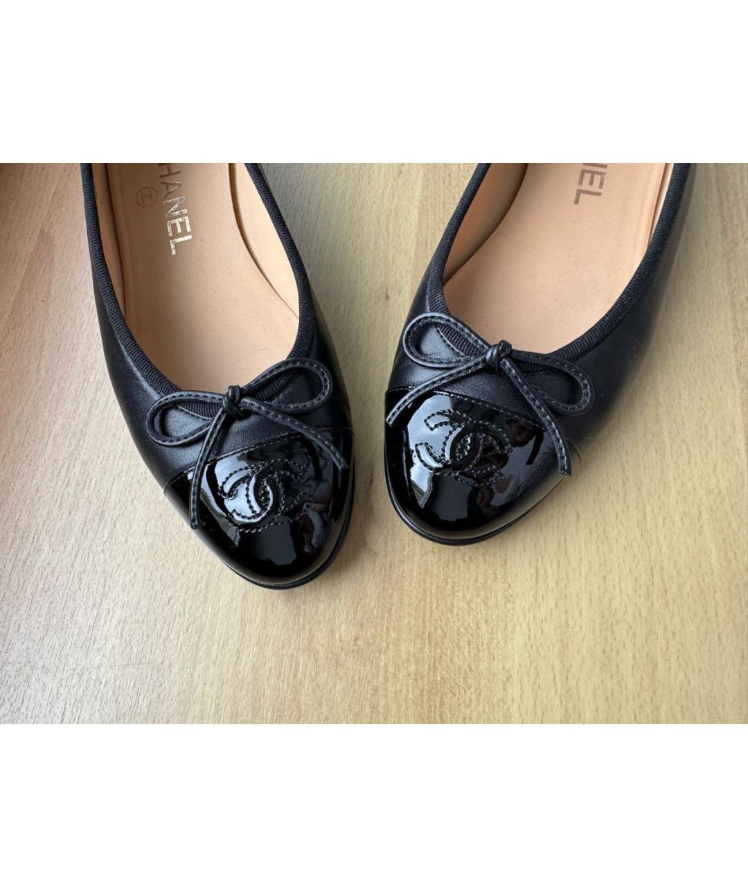 CHANEL Черные кожаные балетки, фото 5