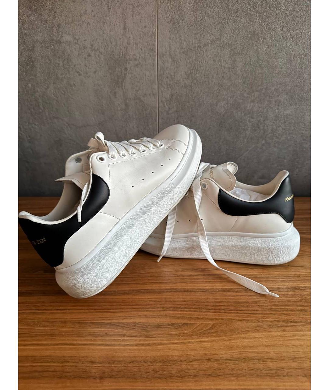 ALEXANDER MCQUEEN Белые кожаные низкие кроссовки / кеды, фото 5