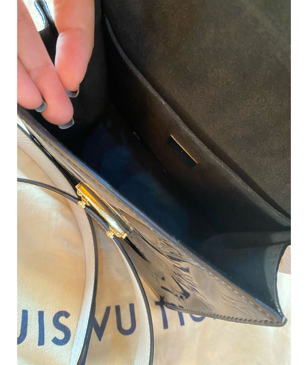LOUIS VUITTON Мульти сумка с короткими ручками из лакированной кожи, фото 4