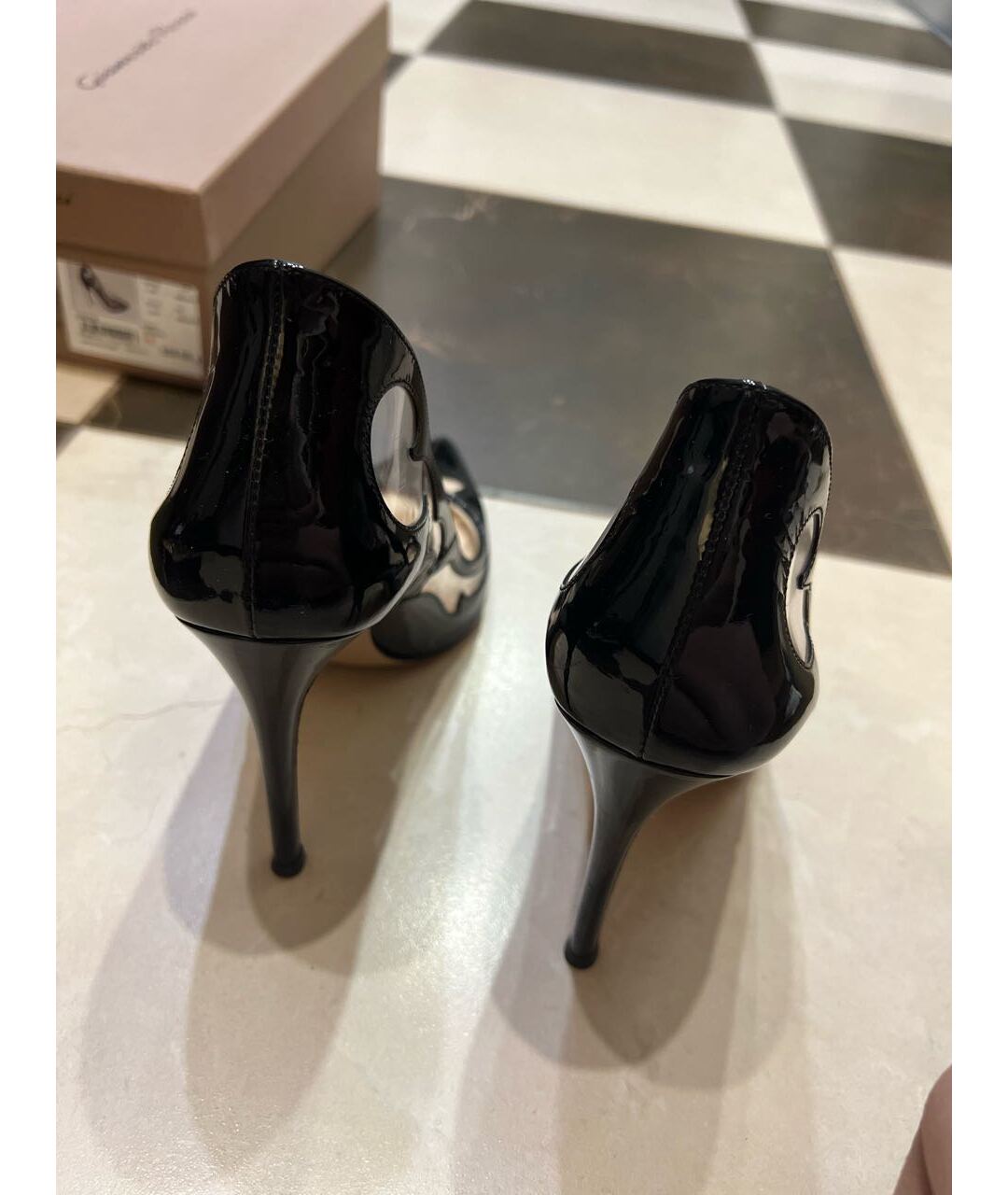 GIANVITO ROSSI Антрацитовые туфли из лакированной кожи, фото 4