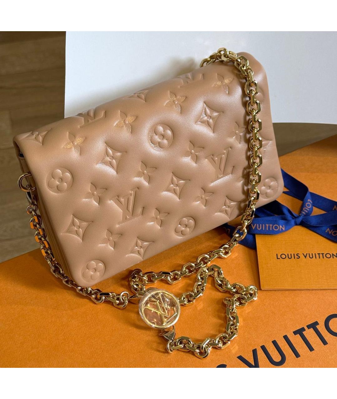 LOUIS VUITTON Бежевая кожаная сумка через плечо, фото 4