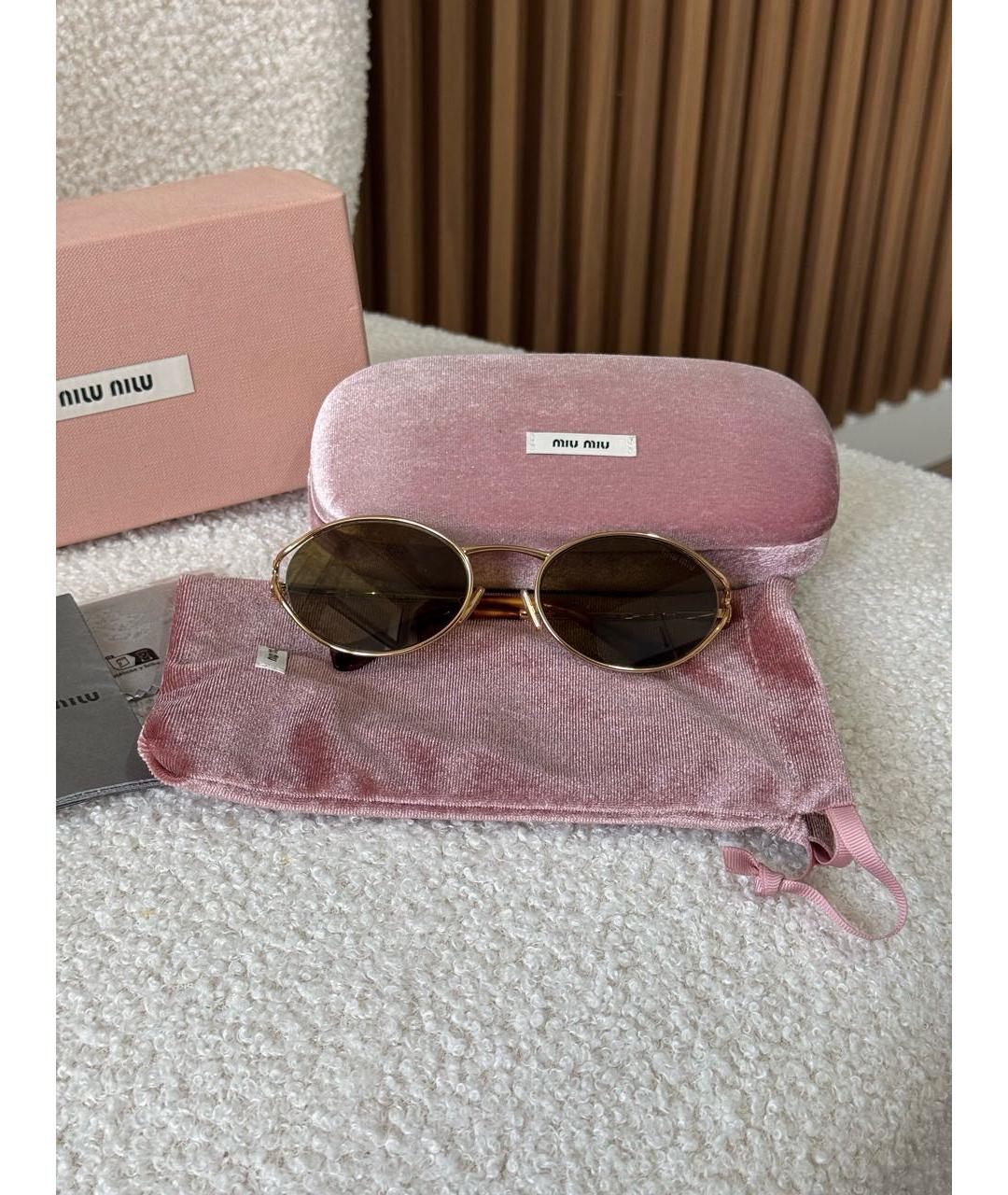 MIU MIU Золотые металлические солнцезащитные очки, фото 4