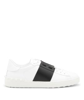 VALENTINO Низкие кроссовки / кеды