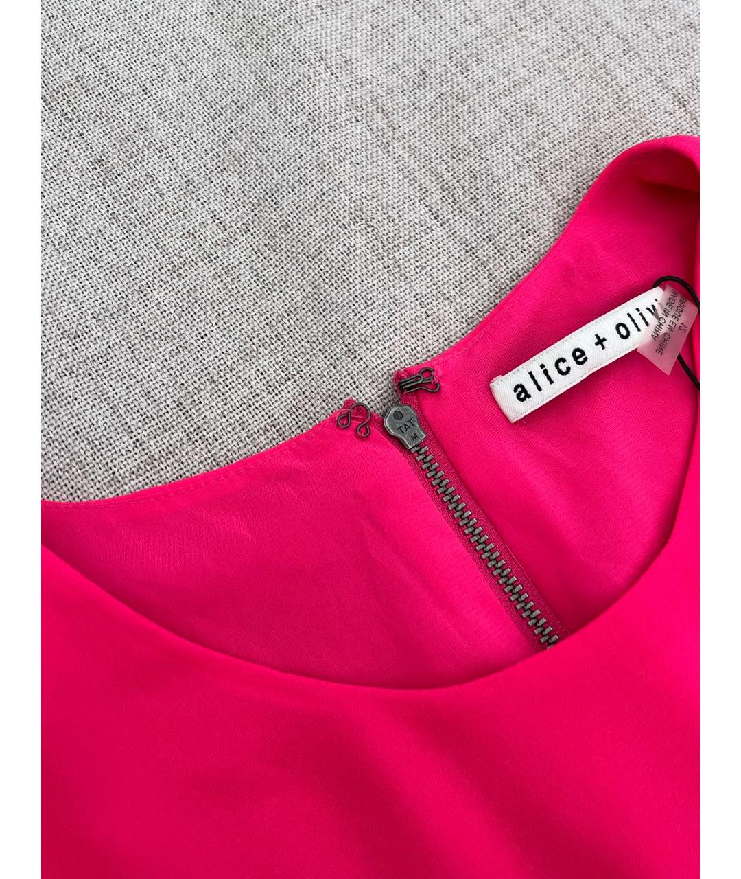 ALICE+OLIVIA Фуксия полиэстеровое повседневное платье, фото 3