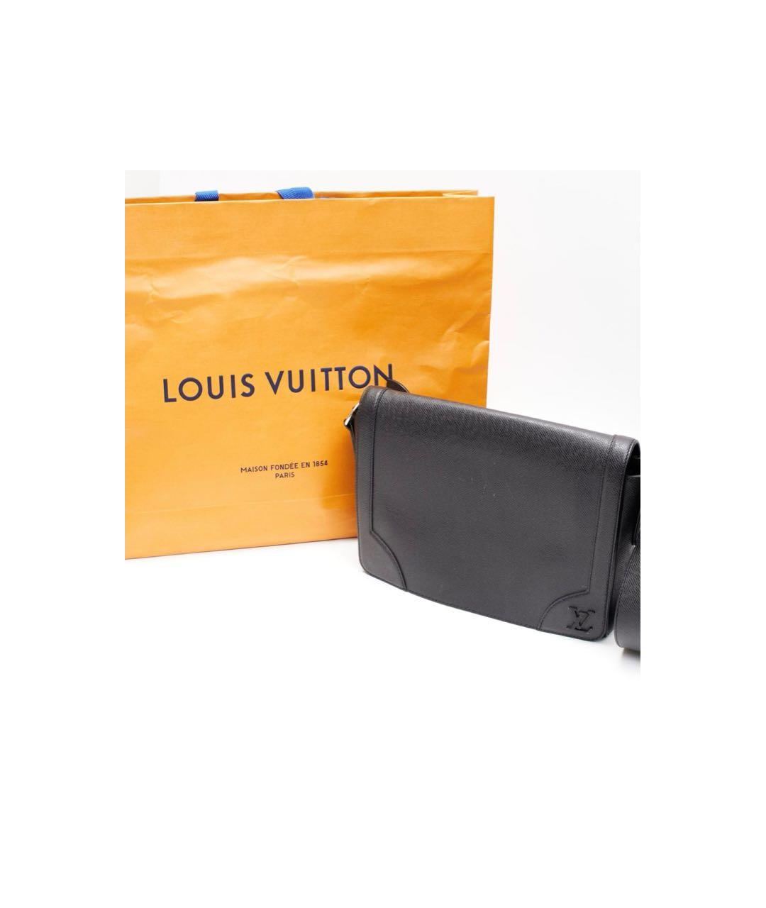 LOUIS VUITTON Черная кожаная сумка на плечо, фото 7