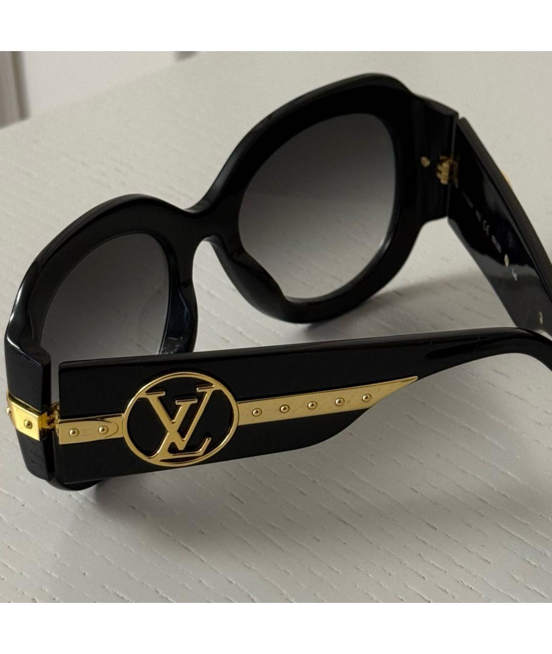 LOUIS VUITTON Черные пластиковые солнцезащитные очки, фото 3