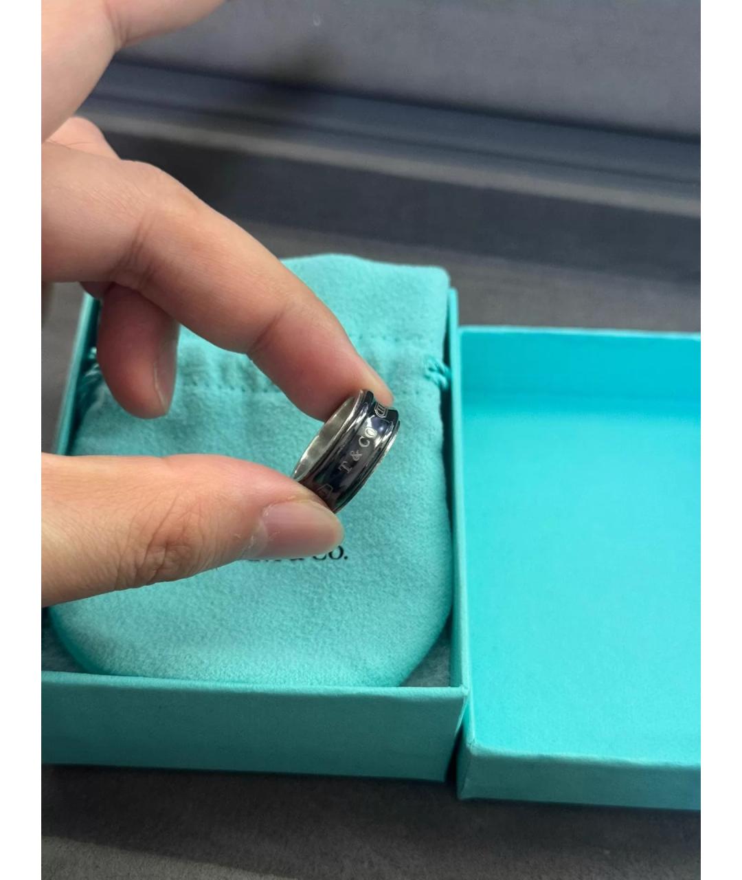 TIFFANY&CO Черное металлическое кольцо, фото 6