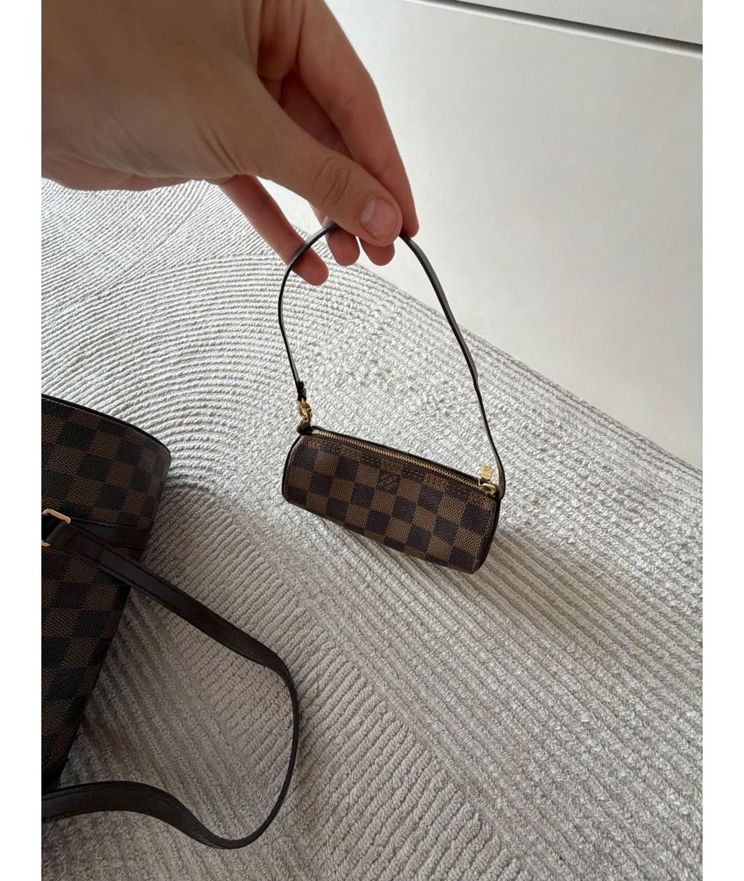 LOUIS VUITTON Коричневая кожаная сумка с короткими ручками, фото 5