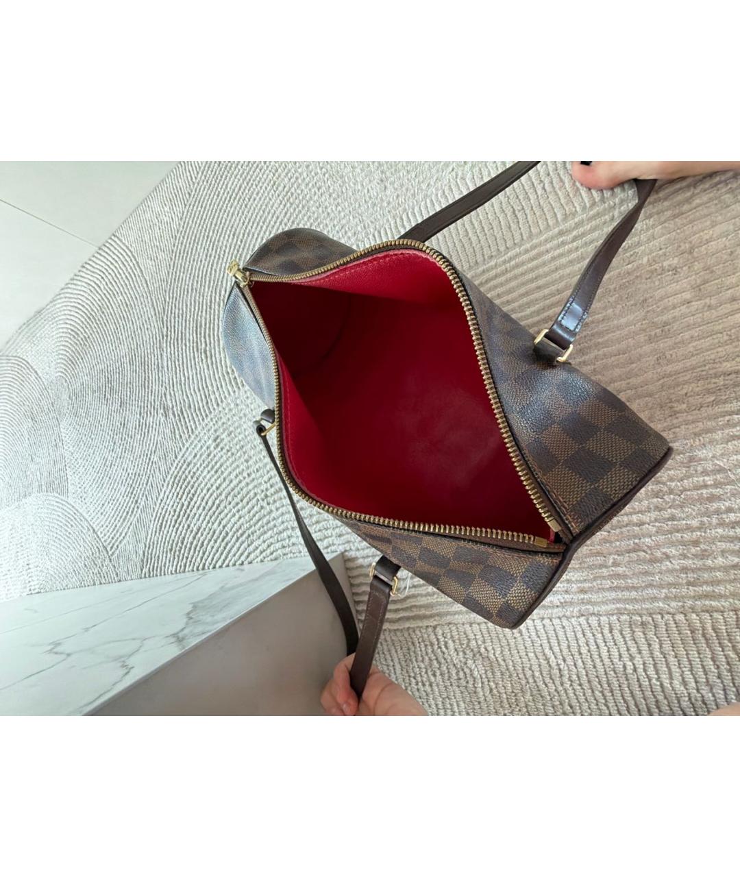 LOUIS VUITTON Коричневая кожаная сумка с короткими ручками, фото 4