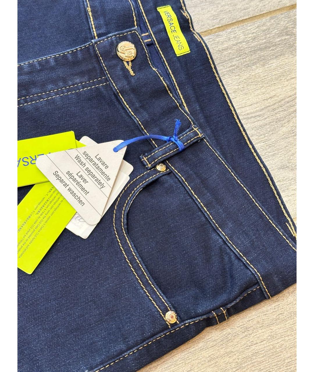 VERSACE JEANS COUTURE Темно-синие хлопко-полиэстеровые прямые джинсы, фото 4