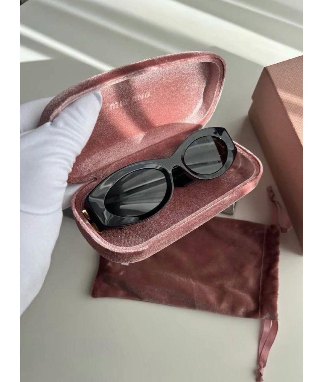 MIU MIU Черные пластиковые солнцезащитные очки, фото 4