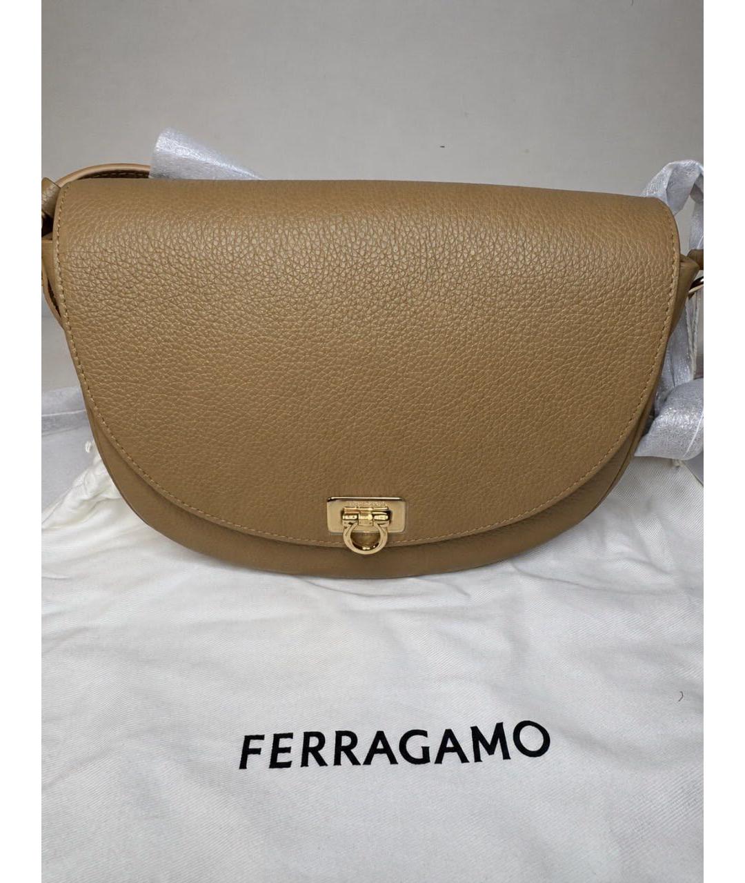 FERRAGAMO Бежевая кожаная сумка через плечо, фото 9