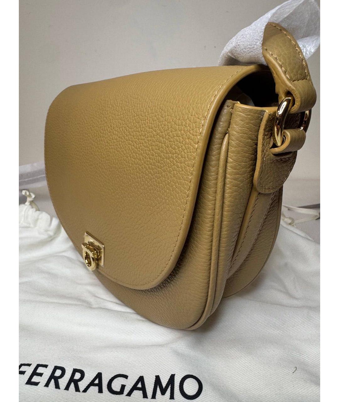 FERRAGAMO Бежевая кожаная сумка через плечо, фото 2