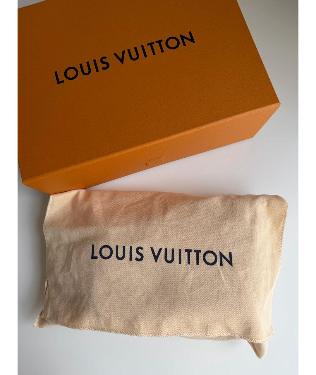 LOUIS VUITTON Черная кожаная барсетка, фото 6