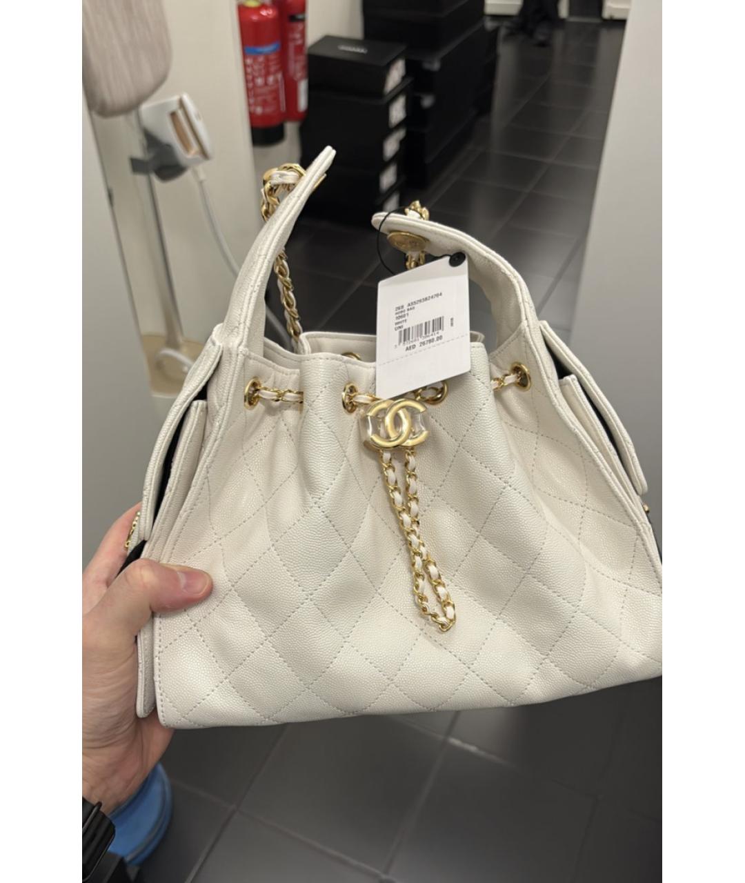 CHANEL Белая кожаная сумка тоут, фото 2