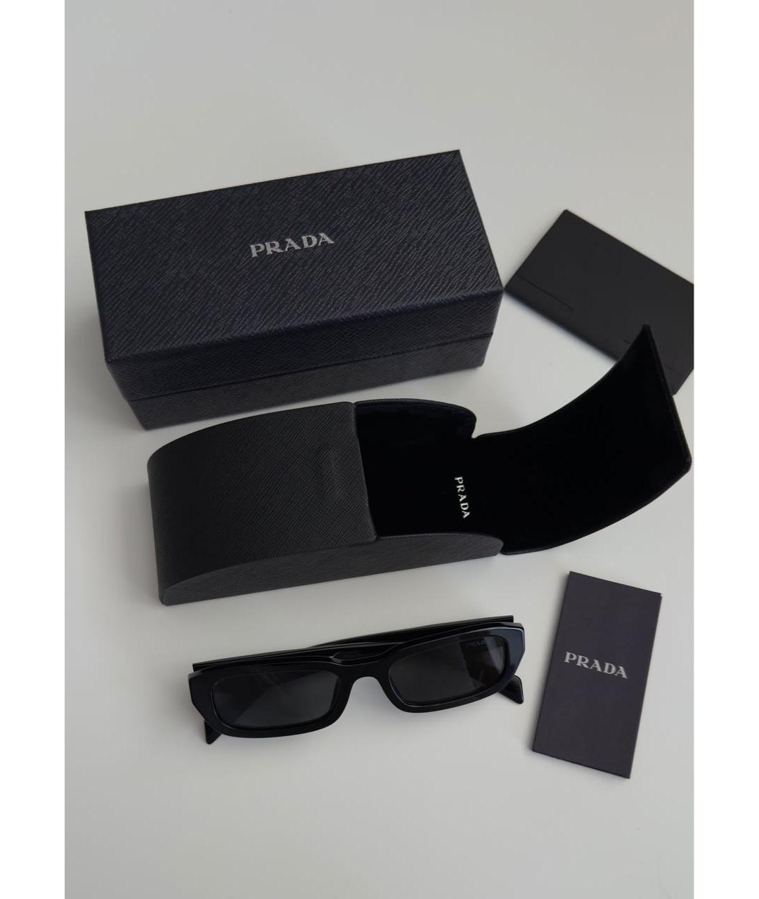 PRADA Черные пластиковые солнцезащитные очки, фото 4