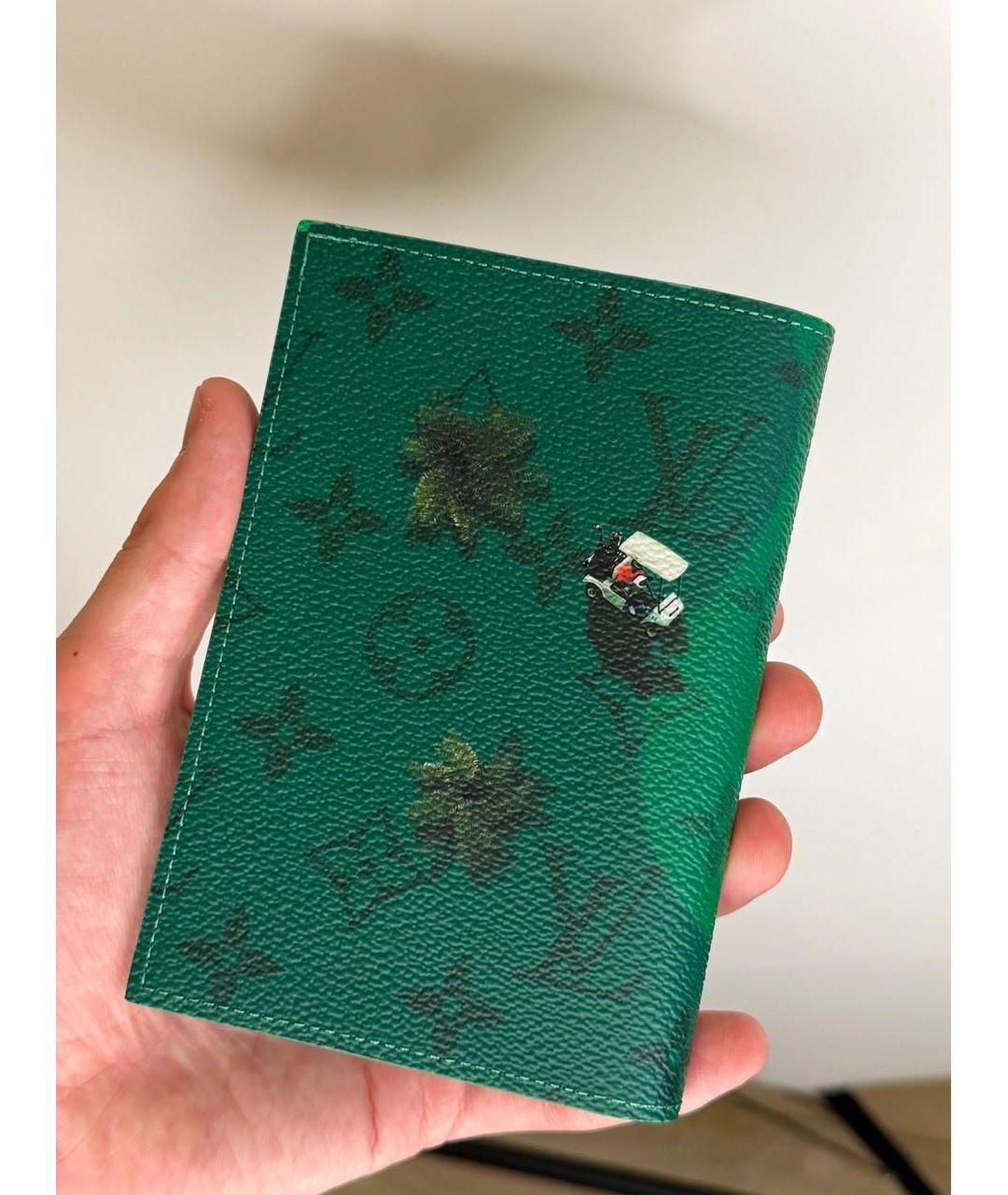 LOUIS VUITTON Зеленая визитница, фото 2