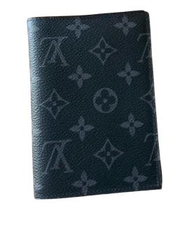 LOUIS VUITTON Обложка/футляр