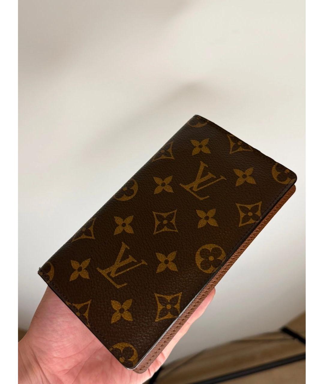 LOUIS VUITTON Коричневый кошелек, фото 2