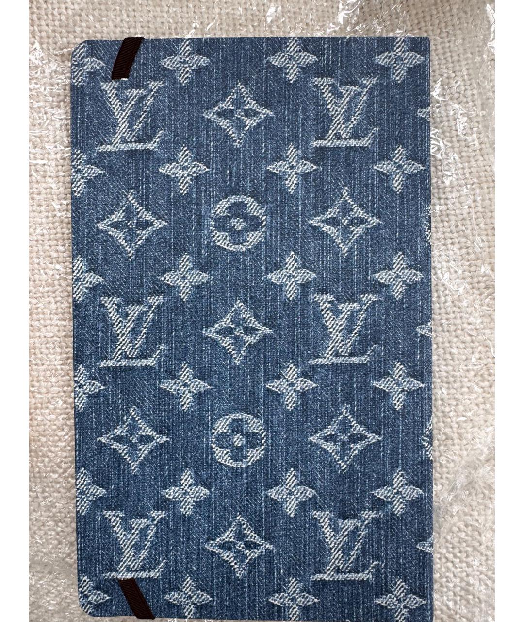 LOUIS VUITTON Синяя книга, фото 2