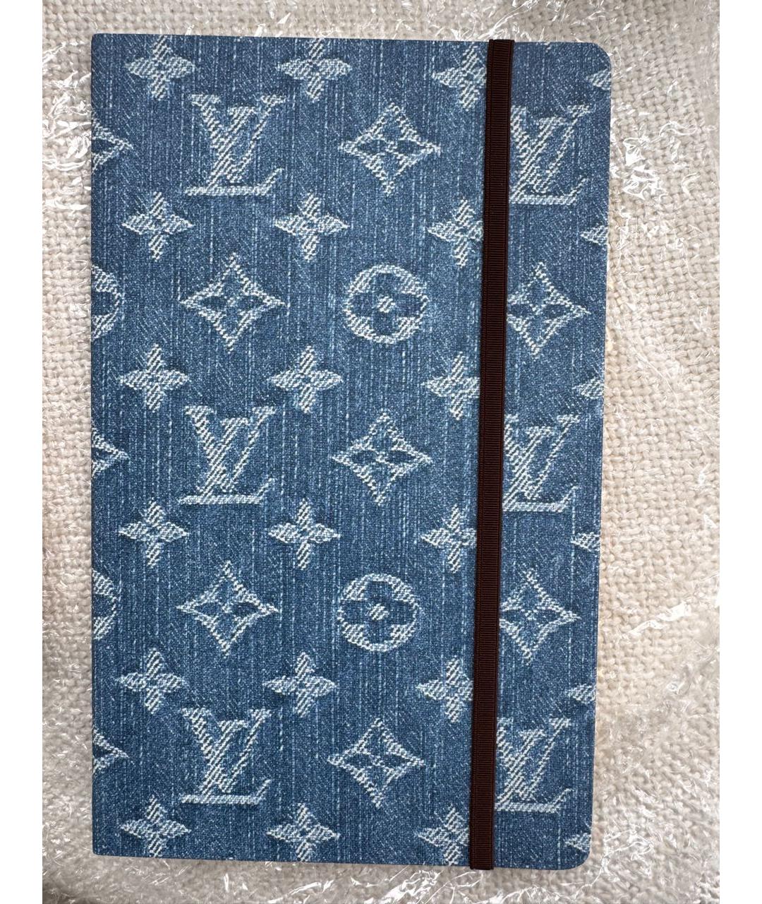 LOUIS VUITTON Синяя книга, фото 9