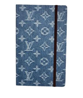 LOUIS VUITTON Книга