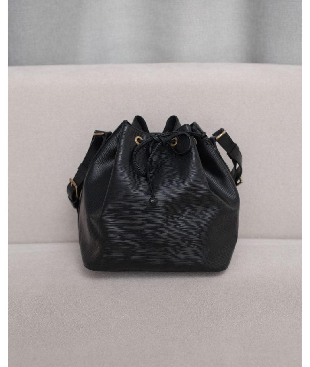 LOUIS VUITTON Черная кожаная сумка с короткими ручками, фото 9